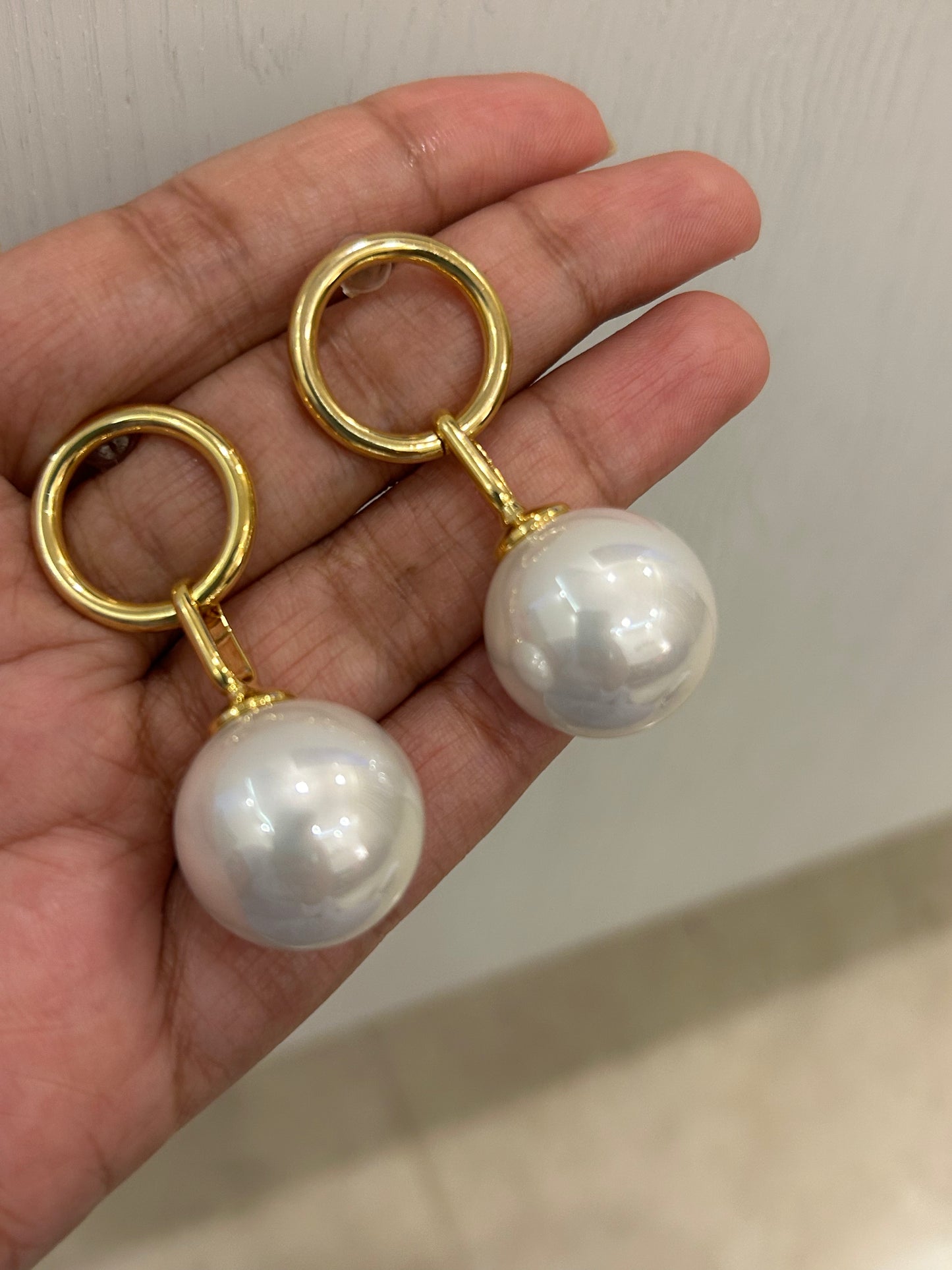Solé Pearl Hoops