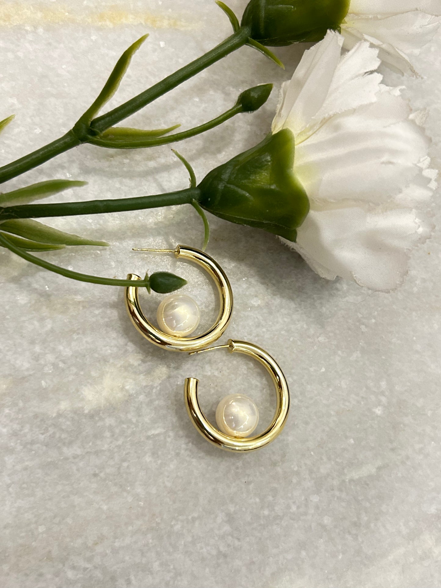 Luné Arc Pearl Hoops