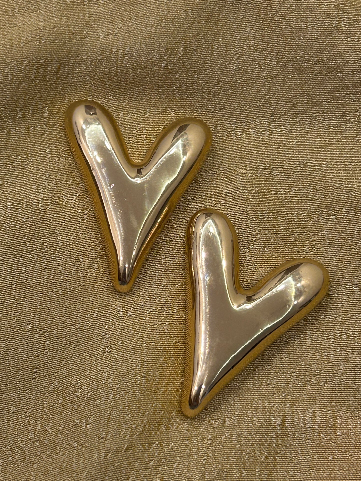 Big Hearts Earring