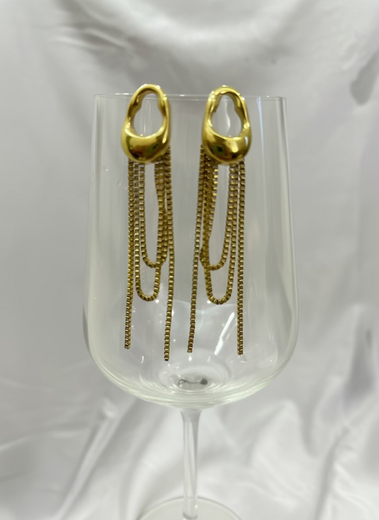 Dia Dangle Earrings