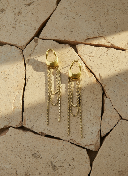 Dia Dangle Earrings