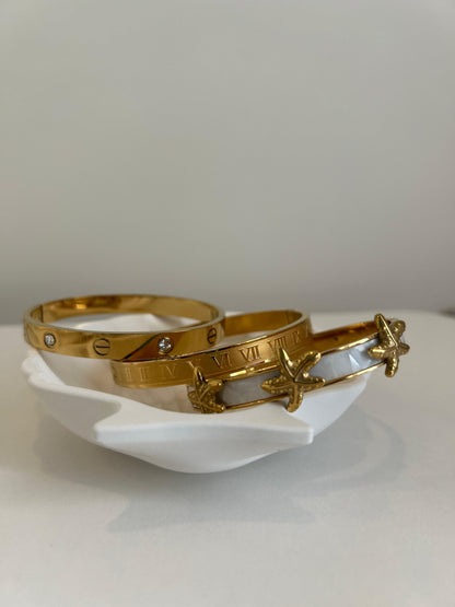 Star Shell Bracelet