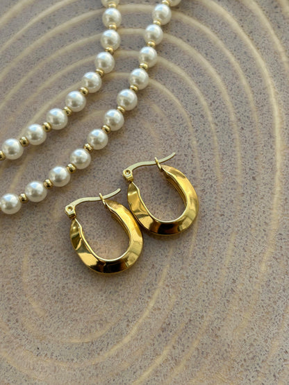 Golden Verse Solé Hoops